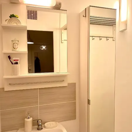 Apartment Studio Calme Et Cosy A 2min Chu Rouen